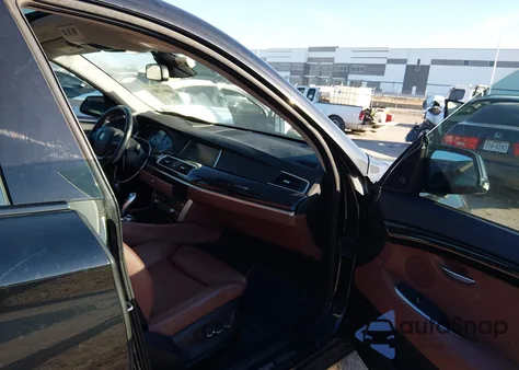 2012 BMW 550I Gran Turismo xDrive z USA, uszkodzony, nr VIN WBASP4C54CC899898